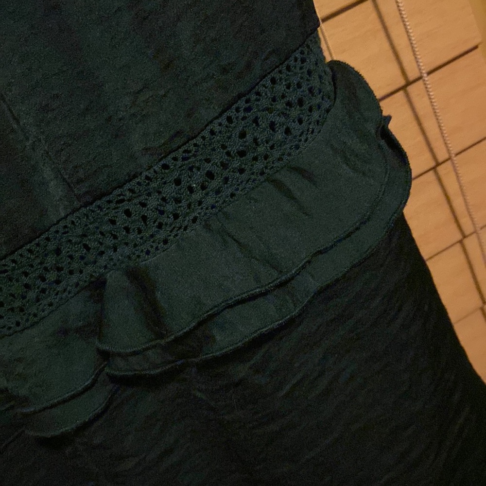 Crochet and Ruffles Black Mini - Picture 3 of 5